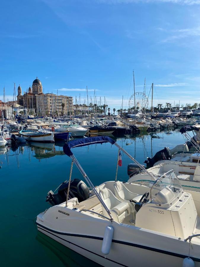 Port-frejus, Le Consul, 2 Pieces Climatise, Terrasse & Parking Appartamento