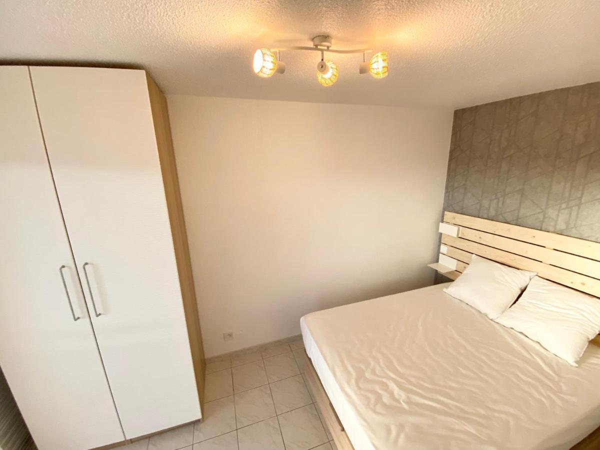 Port-frejus, Le Consul, 2 Pieces Climatise, Terrasse & Parking Apartment Frejus